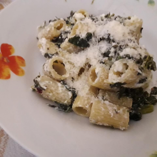 Mezze maniche ricotta e spinaci