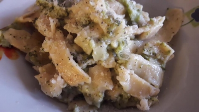 Fettucciotte ai ceci con crema di broccoletti 