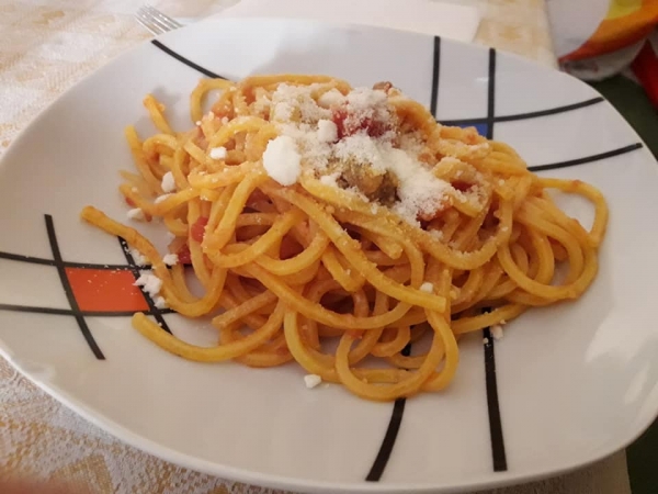 Spaghetti alla chitarra al sugo di campagna