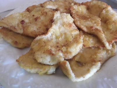 Petto di pollo con panatura alle patatine fritte